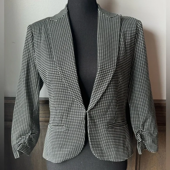 Amanda & Chelsea Classic Black and White Blazer m - Picture 1 of 8